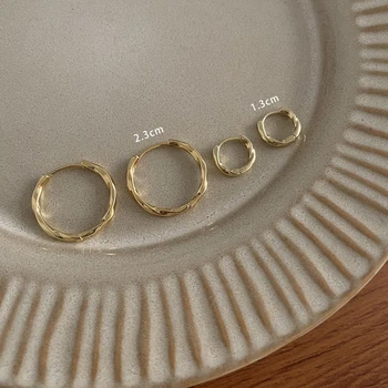 Minimalistiniai aukso sidabro spalvos lankelio auskarai moterims Madingas Huggie auskaras Korėjos mados vintažiniai papuošalai 2023 m Nemokamas pristatymas