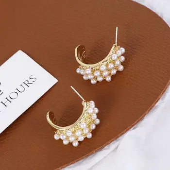 Stud auskarai Madingi moteriški lydinio perlų merginos mados papuošalai Korėjietiško stiliaus auskarai C formos auskarai Lankelis Auskarai