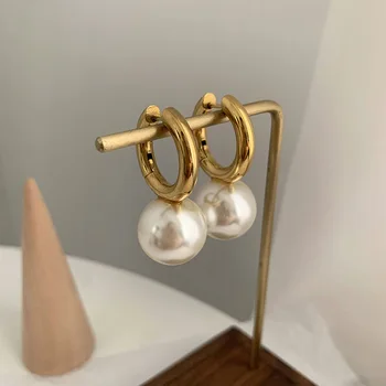 Madingi apvalūs oversized perlų kablio auskarai moterims Puiki elegancija Aukso spalva Big Pearl Hoop auskarai Korėjos stiliaus papuošalai 2024