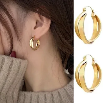 2023 Mada perdėta aukso spalva Metaliniai auskarai moterims Geometriniai susukti vintažiniai lankų auskarai Papuošalai Vestuvių vakarėlio dovanos