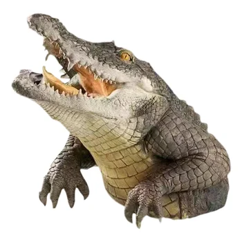 Imituotas krokodilo galvos kiemas Tvenkinys Plūduriuojančių gyvūnų papuošalai Lauko baseino dekoracijos Dervos amatai Gyvūnai Vaiko statula