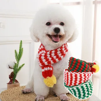 Kalėdinis šuo Šaliko antkaklis Žiema Šiltas megztas korėjietiškas naminių gyvūnėlių šalikas Naujųjų metų naminių gyvūnėlių šalikas mažam vidutiniam šuniui Meškiukas Čihuahua šuo